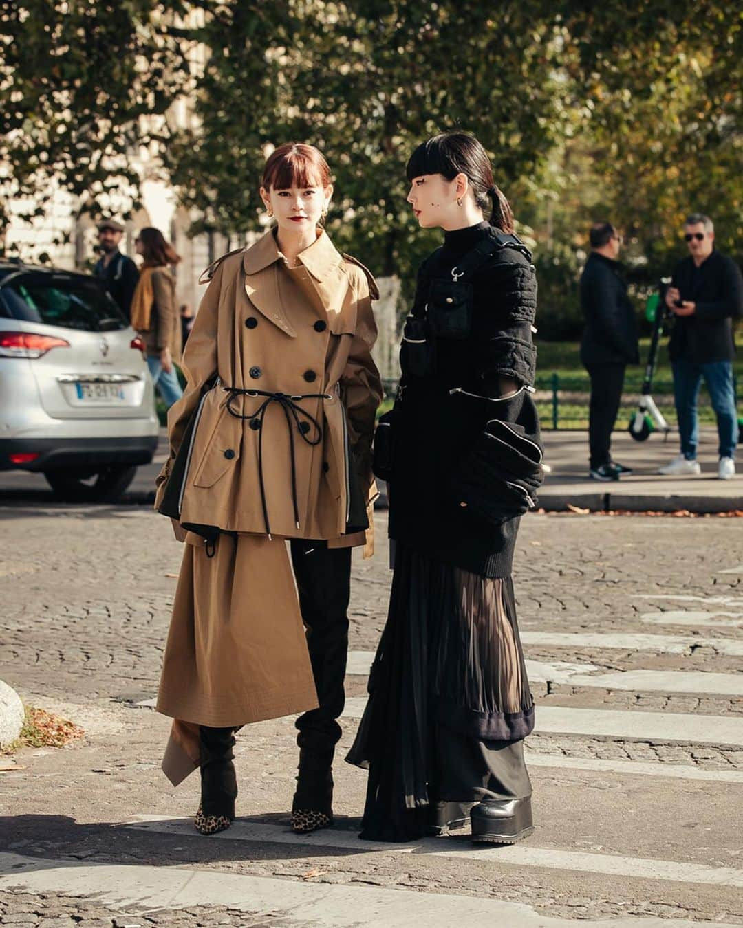 秋元梢さんのインスタグラム写真 - (秋元梢Instagram)「🧡sacai🖤 with @okss2121 👯‍♀️💖 #sacai #pfw」10月7日 11時40分 - akimoto_kozue