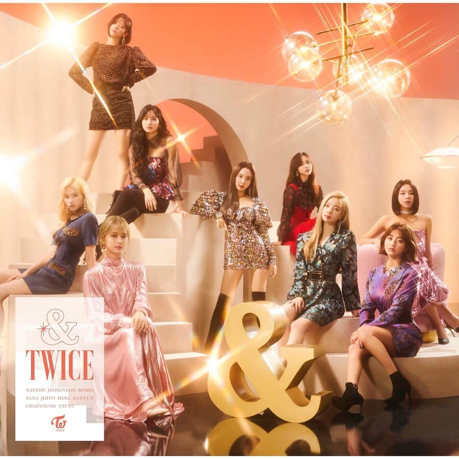 TWICE JAPANさんのインスタグラム写真 - (TWICE JAPANInstagram)「TWICE JAPAN 2nd ALBUM 『&TWICE』 2019.11.20 Release  http://www.twicejapan.com/feature/andtwice  #TWICE #andTWICE #FakeandTrue」10月7日 12時00分 - jypetwice_japan