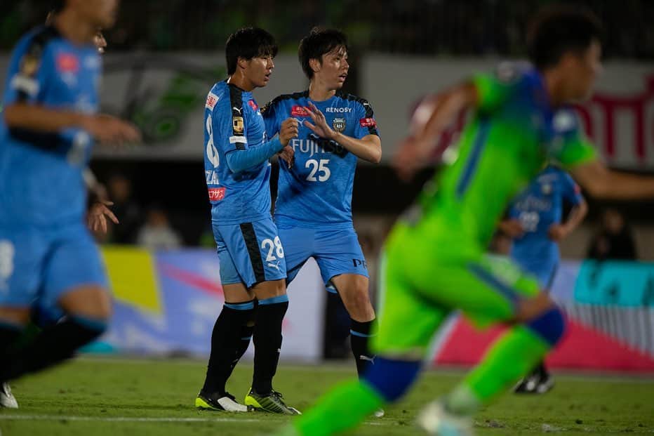 脇坂泰斗さんのインスタグラム写真 - (脇坂泰斗Instagram)「アウェー湘南戦 久々の勝利！ 勝つっていいなぁ😆 まだまだここから  アオ代表がんばれ🇯🇵 #川崎フロンターレ #frontale」10月7日 12時41分 - yasuto_wakizaka