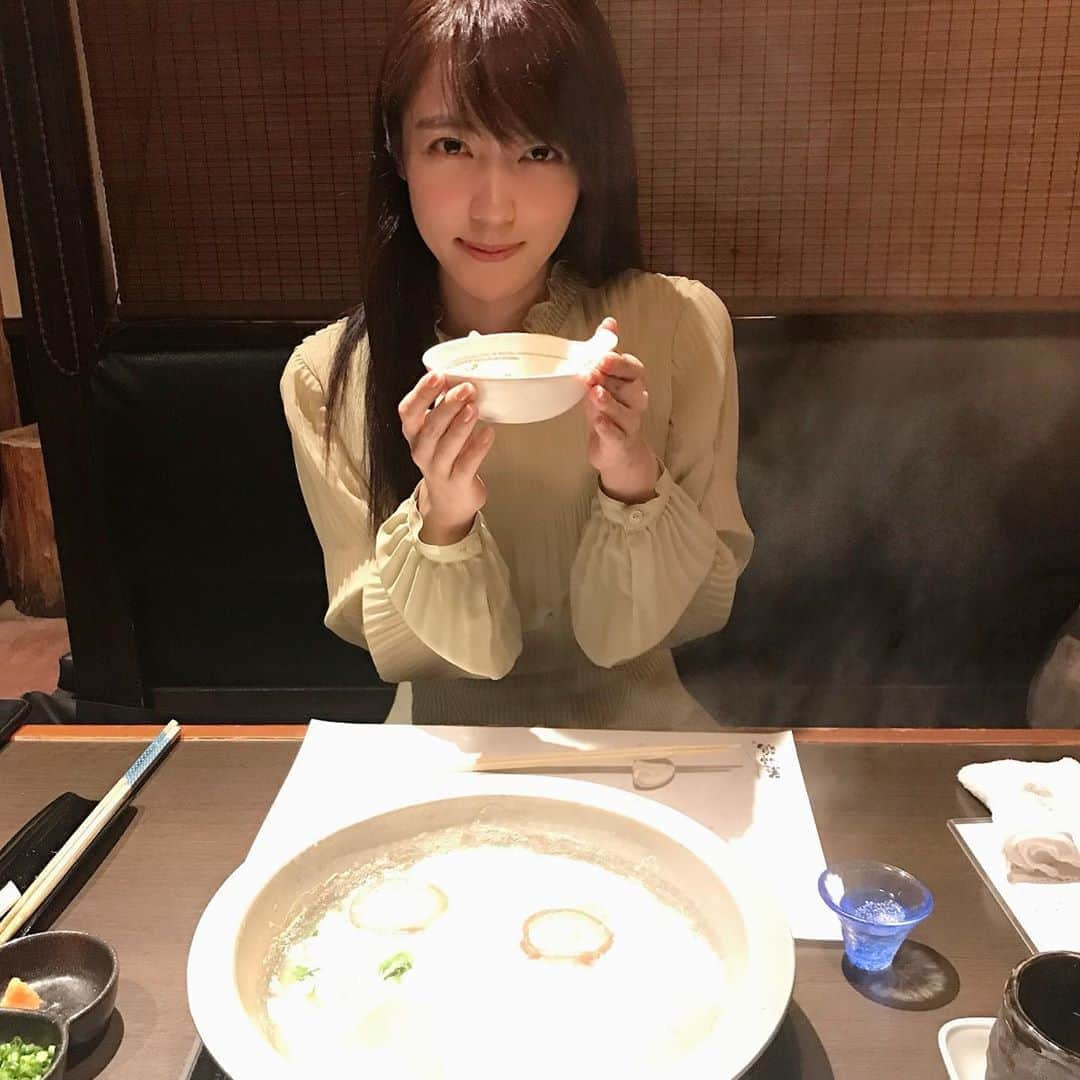 上野愛奈さんのインスタグラム写真 - (上野愛奈Instagram)「世界陸上で放送がお休みでしたが、今週からまたはやドキです🌟10月からも変わらず木曜日に出演します。 朝晩は空気がひんやり。少しずつお鍋が美味しい季節になってきましたね～🍲 #水炊き #鍋 #鍋大好き」10月7日 13時36分 - ueno_aina_816