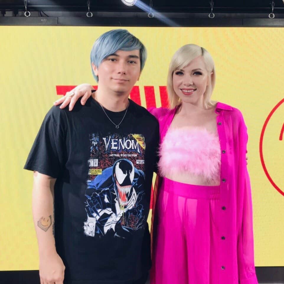 PDRさんのインスタグラム：「Got to meet Carly Rae Jepsen🙏 Yes, i was super nervous 😂」