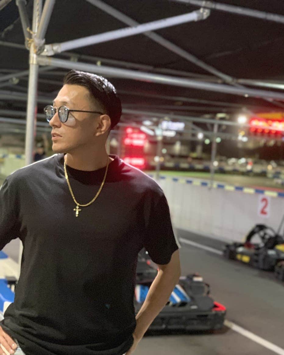 黒石高大のインスタグラム：「今週日曜は福島のアウトサイダー歌わないつもりだったけど 東京で歌った時に福島も行きますって言われちゃったから歌う事にした なんか嬉しいじゃん(笑)10月13日 白河中央体育館遊び来てね #アウトサイダー #THEOUTSIDER」