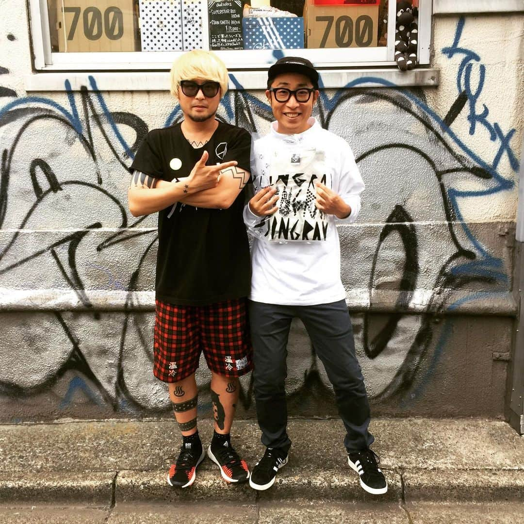 橋本塁さんのインスタグラム写真 - (橋本塁Instagram)「【STINGRAY渋谷道玄坂ゲスト】 STINGRAY渋谷期間限定ショップに芸人の「ゆってぃー」が遊びに来てくれました！ありがとうございました！ #stingray #渋谷 #道玄坂 #ゆってぃー #ワカチコワカチコ」10月7日 16時07分 - ruihashimoto