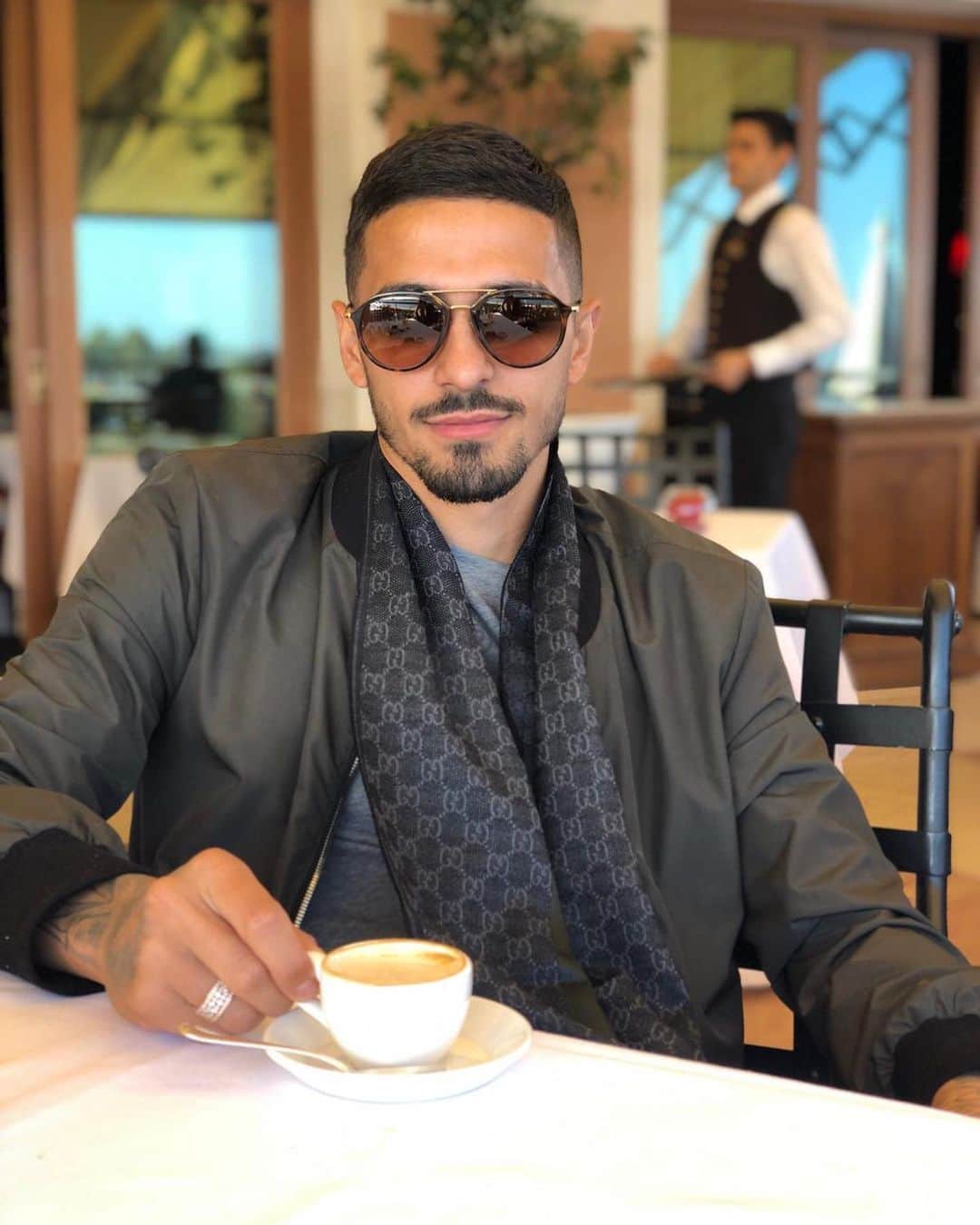 マヌエル・ランシニのインスタグラム：「Ciaooo Venezia 🇮🇹☕️」