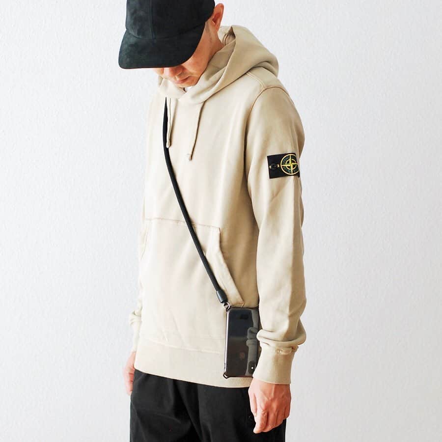 wonder_mountain_irieさんのインスタグラム写真 - (wonder_mountain_irieInstagram)「_ STONE ISLAND / ストーンアイランド "Pullover Parka -62820- ￥44,000- _ 〈online store / @digital_mountain〉 https://www.digital-mountain.net/shopdetail/000000010411/ _ 【オンラインストア#DigitalMountain へのご注文】 *24時間受付 *15時までのご注文で即日発送 *1万円以上ご購入で送料無料 tel：084-973-8204 _ We can send your order overseas. Accepted payment method is by PayPal or credit card only. (AMEX is not accepted) Ordering procedure details can be found here. >>http://www.digital-mountain.net/html/page56.html _ 本店：#WonderMountain blog>> http://wm.digital-mountain.info _ #STONEISLAND #ストーンアイランド _ 〒720-0044 広島県福山市笠岡町4-18 JR 「#福山駅」より徒歩10分 (12:00 - 19:00 水曜・木曜定休) #ワンダーマウンテン #japan #hiroshima #福山 #福山市 #尾道 #倉敷 #鞆の浦 近く _ 系列店：@hacbywondermountain _」10月7日 18時50分 - wonder_mountain_