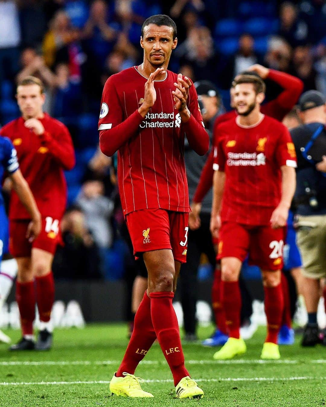 リヴァプールFCさんのインスタグラム写真 - (リヴァプールFCInstagram)「YES, JOEL 💪 Matip has been named @the_pfa Premier League Player of the Month for September 👏 #LFC #Liverpool #LiverpoolFC」10月7日 19時00分 - liverpoolfc