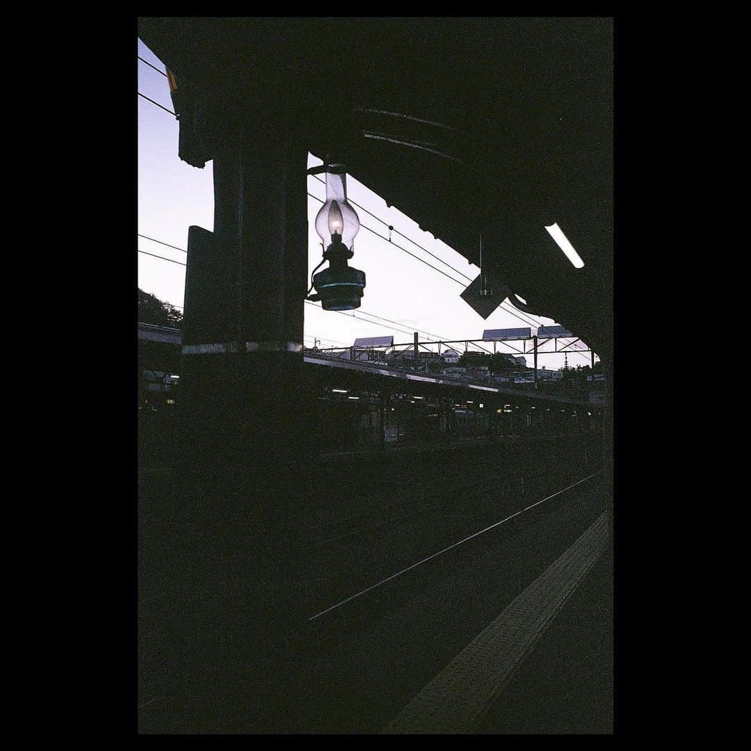 木村なつみさんのインスタグラム写真 - (木村なつみInstagram)「北海道に行った時の フィルムを、やっと現像しました、、思い出して戻りたくなっている、、 小樽運河はうまく撮れてなかったね（ ; ; ）」10月7日 19時20分 - natsumi__kimura