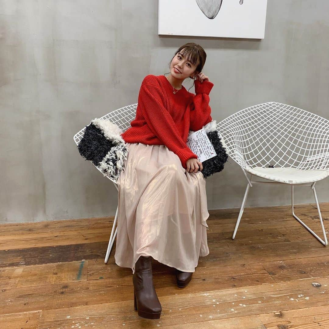 井口綾子さんのインスタグラム写真 - (井口綾子Instagram)「今日は涼しかったですね〜🍁 ニット一枚で出かけられるこの時期が出来るだけ長く続いてほしいなぁ、、、🥺 ・ 今日の出演情報です🧚‍♀️ きょう20:00〜 WOWOW『リーガダイジェスト！』です⚽️ 久保選手や香川選手や柴崎選手など日本人選手が多く移籍して、ますます日本での注目も集まっているラ・リーガ情報をお伝えしています☺️💛 ・ そしてそして！ 24:15〜はテレビ朝日『しくじり先生 俺みたいになるな！！』です👩‍🏫 今回はあやまん監督先生！！ 24:45〜Abema TVでも完全版が放送されるのでそちらもチェックしてくださいね〜！💫」10月7日 19時23分 - ayako_inokuchi