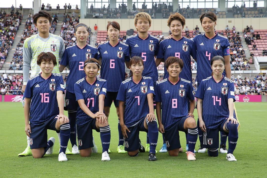 南萌華さんのインスタグラム写真 - (南萌華Instagram)「たくさんの応援本当にありがとうございました！！ 素晴らしいピッチでたくさんの応援の中プレーできたことを嬉しく思います！！ まだまだ上を目指して頑張ります。 お疲れ様でした😋 #なでしこジャパン #2023年FIFA女子ワールドカップを日本で」10月7日 19時48分 - moeka_1207