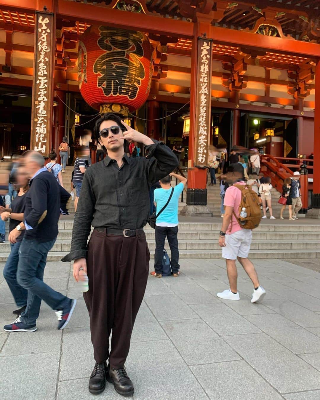 のインスタグラム：「東京各所で #パトロール中 #シャーロック 🕵️‍♂️ フジテレビにて今夜　10/7(月)21：00スタート📺」