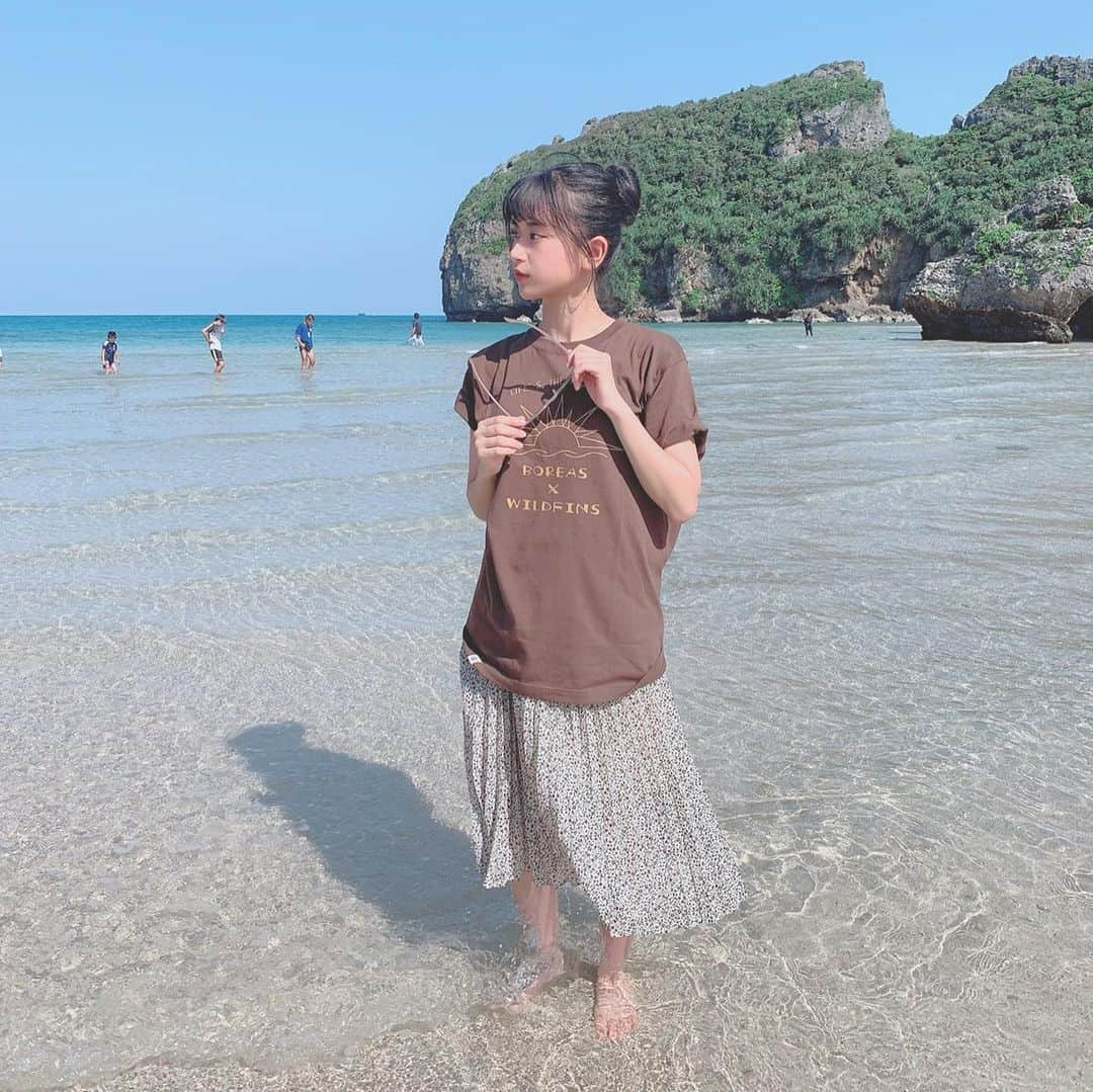 杉山緋那さんのインスタグラム写真 - (杉山緋那Instagram)「やっぱり海がキレイ🏖✨ . . . . . #杉山緋那 #サンミュージック #jkブランド #jk #sjk #jk2 #sunmusic #instagood #insta #instafashion #instalove #instagram #インスタ映え #沖縄旅行 #沖縄 #followme #おしゃれさんと繋がりたい #おしゃれ #いいね歓迎 #沖縄観光 #沖縄🌺 #沖縄の海」10月7日 20時18分 - hinasugiyama_official