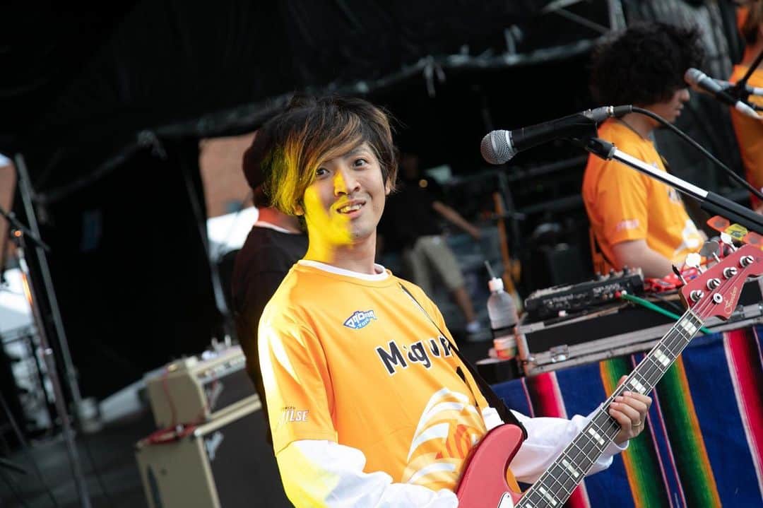 長島涼平のインスタグラム：「うほっ♡  #2019年 #野外シリーズ #無事終了 #フレンズ #thetelephones #どっちのバンドも #ツアー始まりますので #よろしくね  photo by @nekoze_photo」