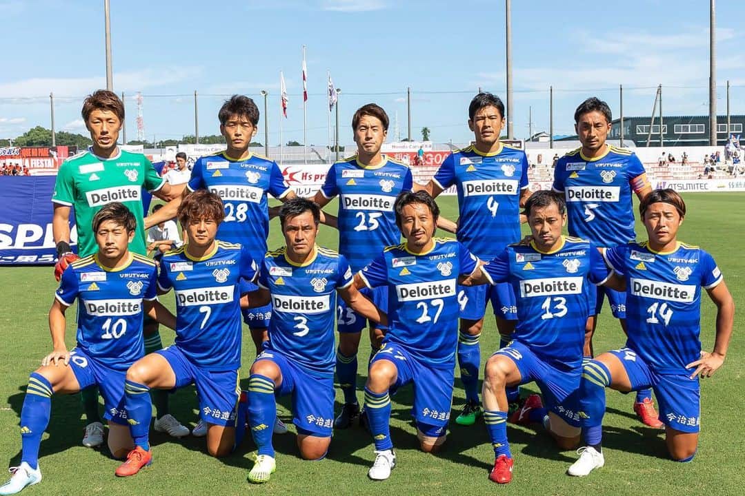 橋本英郎のインスタグラム：「アウェー、ホンダ戦。 ． 負け。 ． 優勝を目指す中、大事な試合でしたが勝てませんでした。 ． チャンスは互いにあったけど決められず、決められる、という試合でした。 ． 結果にこだわる試合だっただけに本当に悔しいし残念。 ． 残り8試合。 ． 2ヶ月でシーズンも終わってしまう。 ． 最後に笑っていられるよう悔いのないよう努力し続け、数少ない練習、試合を楽しんでいきます。 ． 応援いつも本当にありがとうございます！ ． #fc今治  #ホンダfc  #橋本英郎  #次へ次へ  #行くぞj」