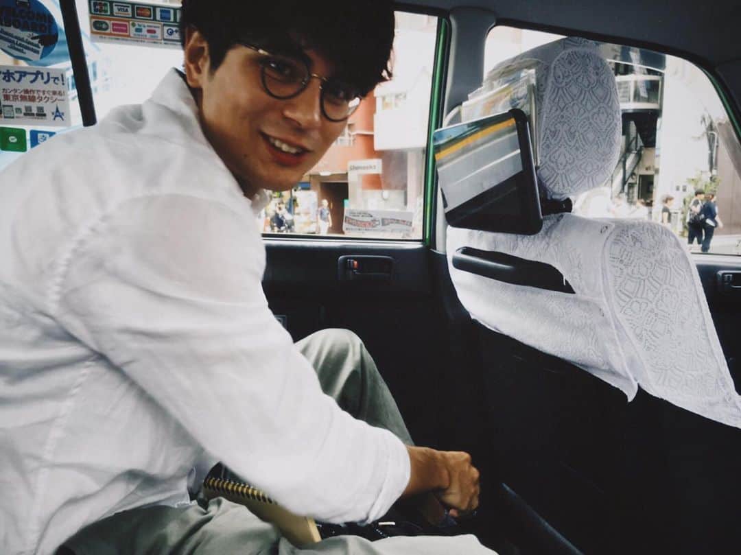 岡本至恩さんのインスタグラム写真 岡本至恩instagram タクシーで端数しか