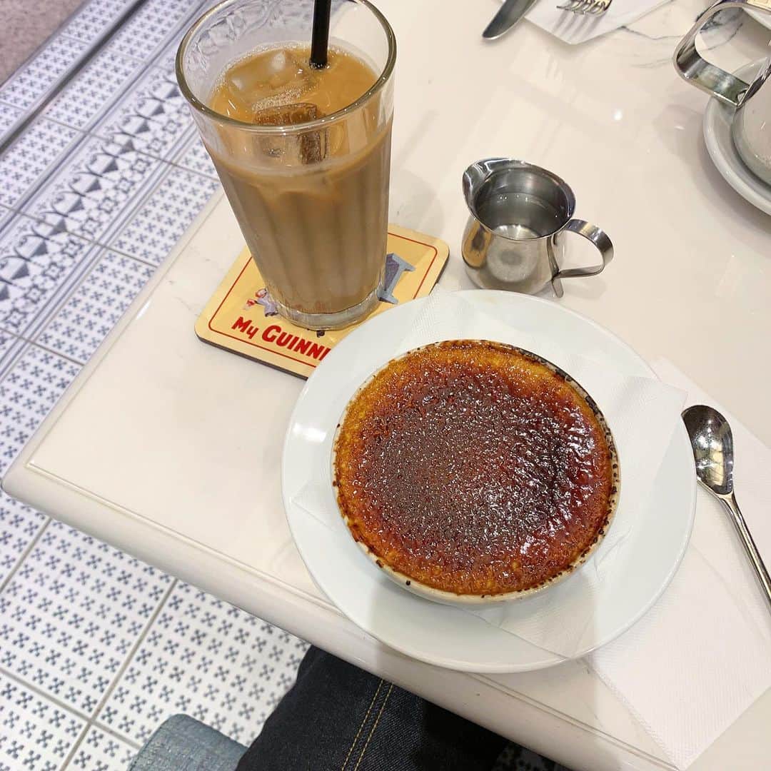 えぐっちょさんのインスタグラム写真 - (えぐっちょInstagram)「久しぶりの甘いもの 甘い×甘い が好き🍴  #cafe」10月7日 22時28分 - eguccho02