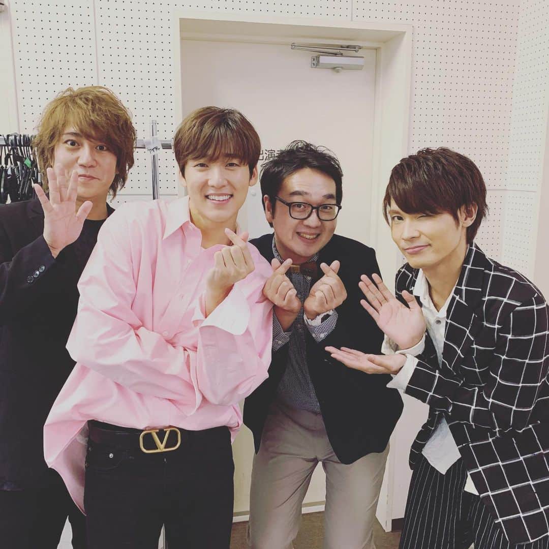 ウ・キリュウのインスタグラム：「本日は「Power of K Lab7」ライブビューイングイベントMCでした✨✨✨ゲストのケビンさん、緑川睦さん、若菜太喜さん、そしてファンの皆さま（お三方の）ありがとうございました😊素敵すぎる方々との最高のお仕事で年を取ることができました✨まだまだ突き進むぞー！！！ファイティンやー！！！#powerofk #kpop #mc #dtv #ときめきリンちゃん #PowerofK #Kchan韓流TV  #dTVチャンネル #韓国の現場からレポ中 #ケビン #緑川睦 #若菜太喜」