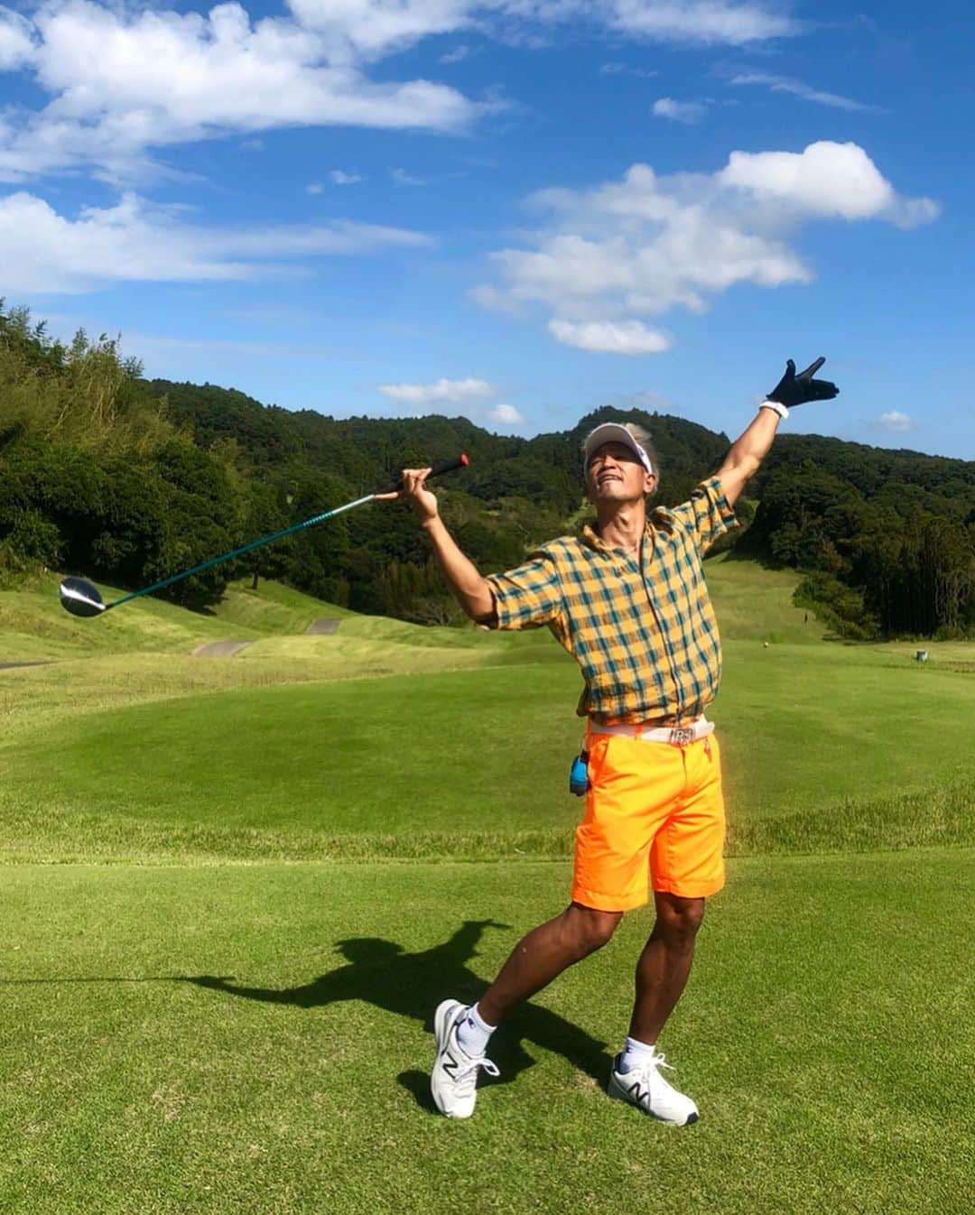 城戸康裕さんのインスタグラム写真 - (城戸康裕Instagram)「ここ最近のゴルフウェアをまとめて⛳️😄 ・ よし、来年はイケてるオリジナルゴルフウェアを作るか😆👍 ・ #早く90切らなきゃヤバい😭 #golfwear #ゴルフウェア  #golf #ゴルフ @diviner_official」10月7日 23時23分 - yasuhiro.kido