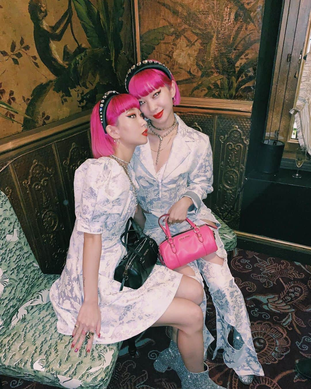 AYAさんのインスタグラム写真 - (AYAInstagram)「🌹MIUMIU AFTER PARTY🌹」10月7日 23時37分 - ayaxxamiaya