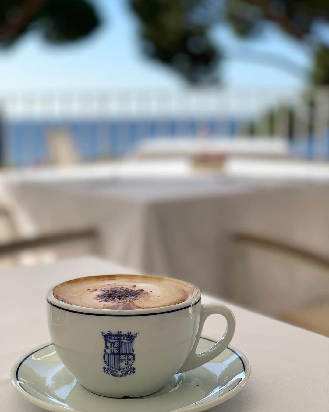 吉村優さんのインスタグラム写真 - (吉村優Instagram)「夏の思い出🇮🇹 幸せなモーニングタイム🥺😍 * 毎朝穏やかな海を眺めながら コーヒーが飲みたい💙 * #moaning #coffee #breakfast  #italia #italy  #モーニング #イタリア」10月8日 0時53分 - yuyoshimura87