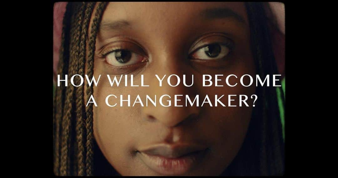 グッチさんのインスタグラム写真 - (グッチInstagram)「“Changemaking does not belong to one group of people, it belongs to all of us.” Are you a  Changemaker? That’s the question filmmaker @satchellee posed to young people, in a short film to celebrate #GucciChangemakers scholarship, their faces captured here. The Changemakers program  supports Gucci’s commitment to creating lasting social impact in diverse communities and within the fashion industry. Gucci is accepting applications for its North America Changemakers initiative  including the multi-year $1.5 million Scholarship Program and $5 million Impact Fund for non- profit organizations. Discover more through link in bio. @alessandro_michele #AlessandroMichele  #GucciEquilibrium」10月8日 1時26分 - gucci