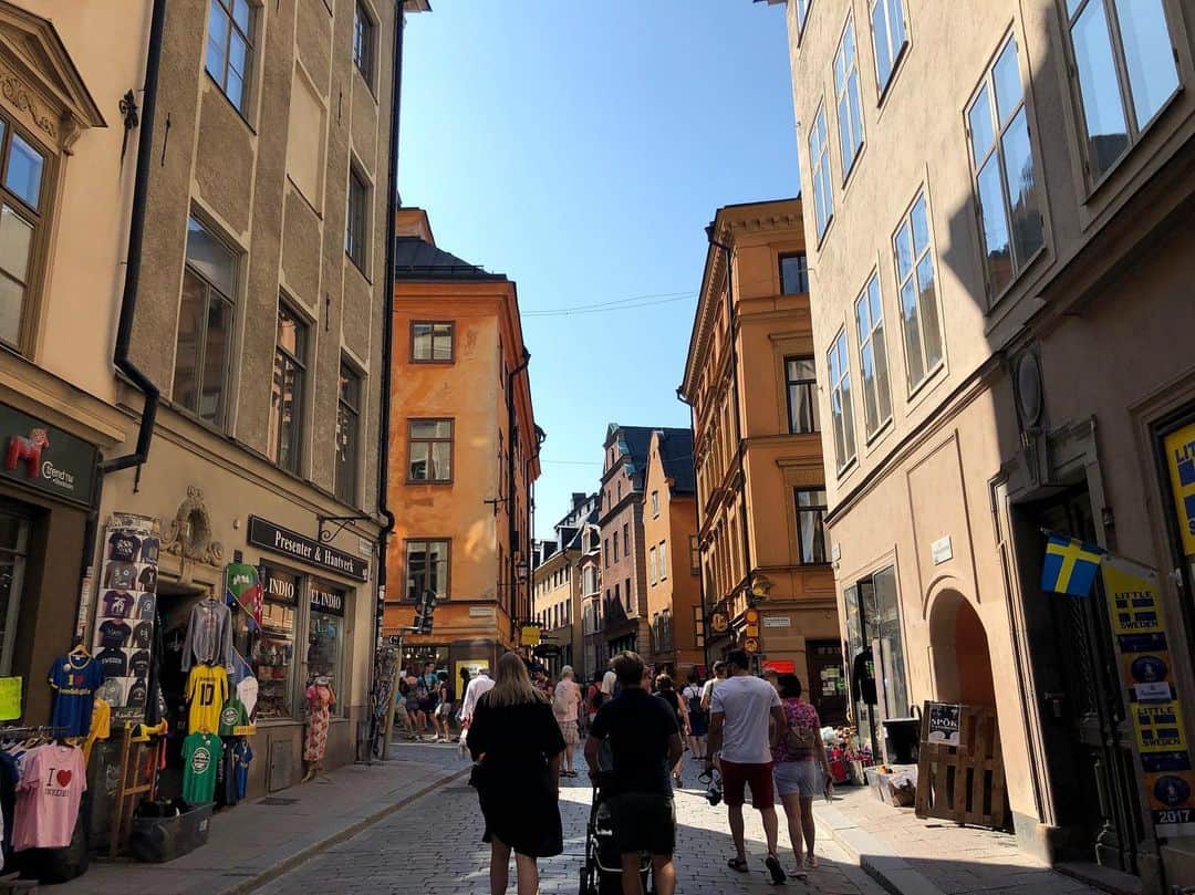 高橋壮也さんのインスタグラム写真 - (高橋壮也Instagram)「In Stockholm 🇸🇪 I love that city but it’s too cold  I was supposed to assimilate this environment  But it doesn’t go my way so far. Because what I mean that it’s colder then I thought 😂😂 ストックホルムは何回か行きましたが本当に良いところだなぁ 魔女の宅急便好きの僕からすると、たまらない町😂」10月8日 1時35分 - soya.takahashi3