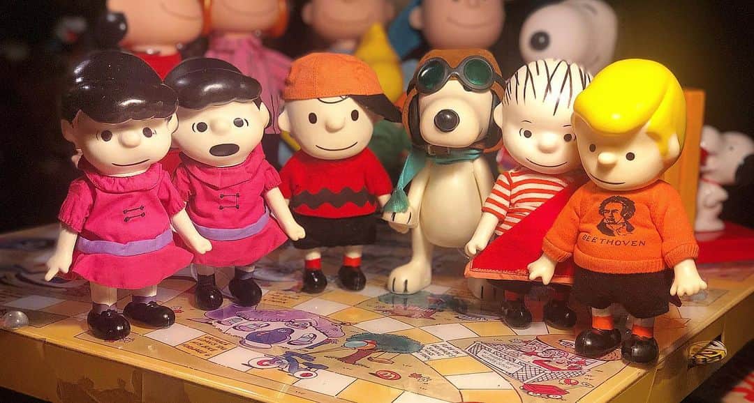 大川知英のインスタグラム：「68's PEANUTS Determined Pocket Doll Original🇺🇸 ポケットドールがTakatsuBaseに 入居👨🏽‍✈️グッコンディションな子達 をズッポシ❗️Upi💨🚌 #peanuts#determined #pocketdoll #snoopy#original #vintage#68s#コンディション良い #complete#揃うと最高#アメトイで部屋をオシャレに #amecajiboys #takatsubas #アメトイ部」