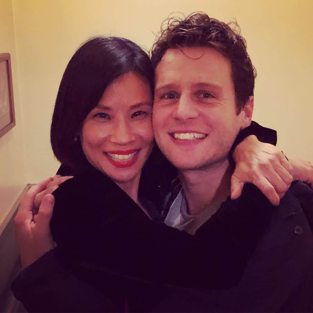 ルーシー・リューさんのインスタグラム写真 - (ルーシー・リューInstagram)「!Bravo! #jonathangroff slays @littleshopnyc 🌟💥」10月8日 12時26分 - lucyliu