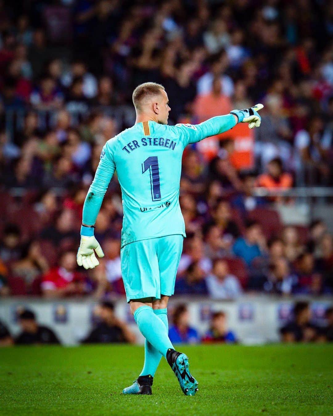 FCバルセロナさんのインスタグラム写真 - (FCバルセロナInstagram)「⛔️ Clean sheet on game 2️⃣0️⃣0️⃣」10月8日 4時24分 - fcbarcelona