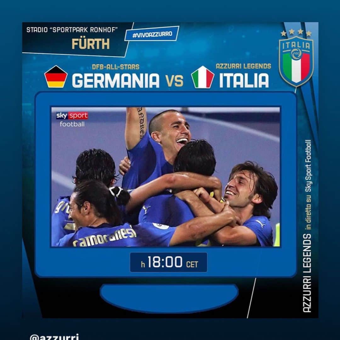 クリスティアン・ザッカルドさんのインスタグラム写真 - (クリスティアン・ザッカルドInstagram)「Germania-Italia legends 3-3 🌟🇮🇹💙 @azzurri  #Italy #soccer #legends #players #GermaniaItalia #enjoy #team #allstars #emotions #azzurrilegends」10月8日 4時30分 - cristianzaccardo