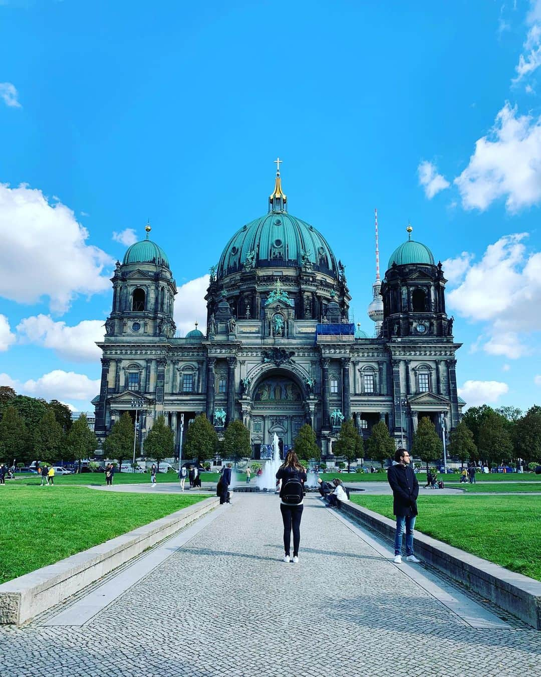 矢島倫太郎のインスタグラム：「ベルリン観光してみました。 #berlin#schön#berlinerdom」