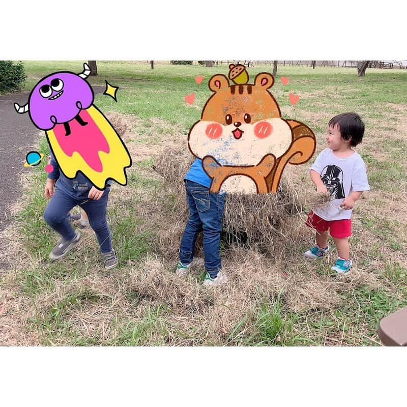 川崎希さんのインスタグラム写真 - (川崎希Instagram)「インターナショナルな公園で色んな国の子どもたちとお友達になったよ🌟🌟🌟 #babyboy #park」10月8日 13時22分 - kawasakinozomi