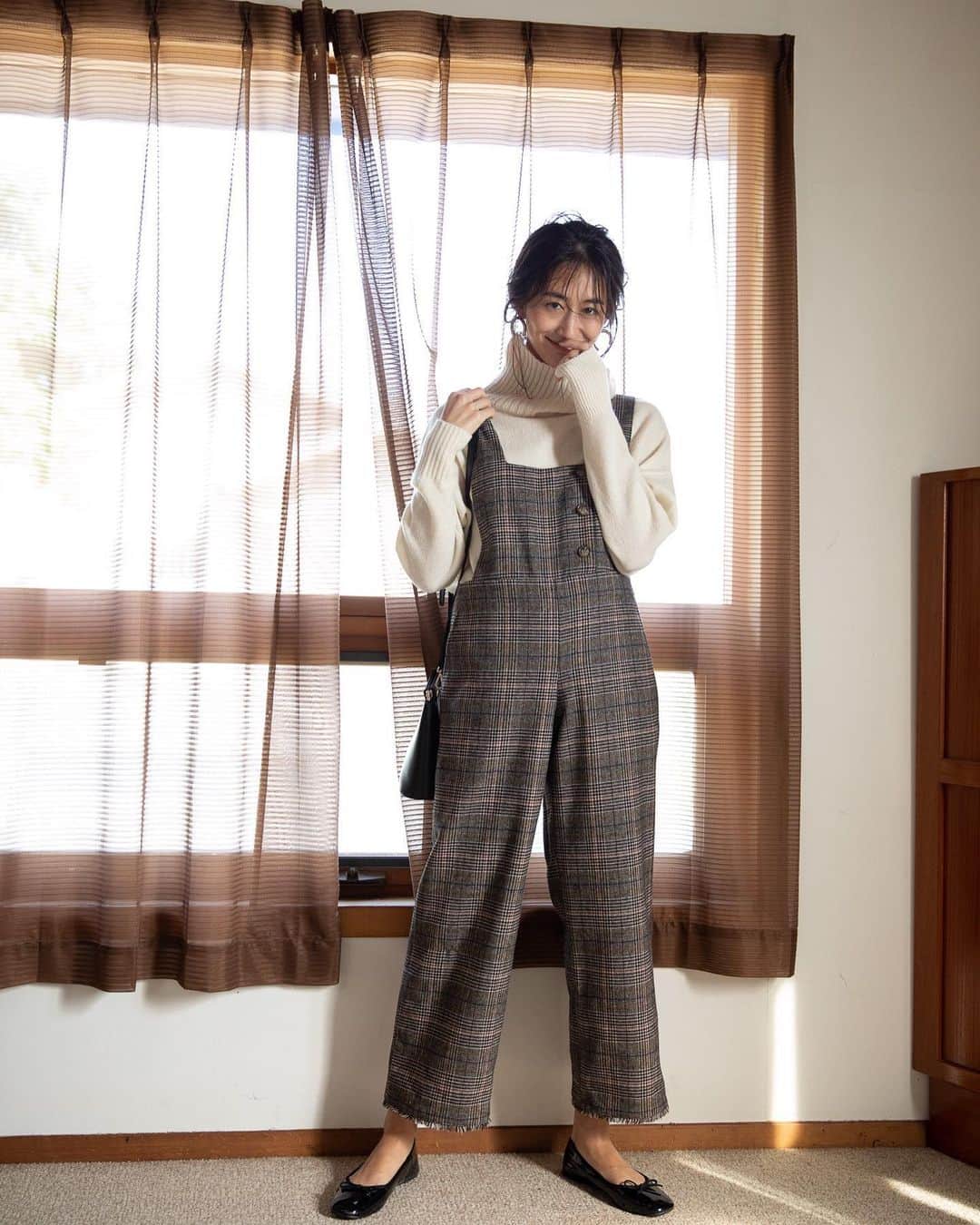 CIAOPANIC TYPYさんのインスタグラム写真 - (CIAOPANIC TYPYInstagram)「10月11日(金)発売!!﻿ ﻿ ﻿ ラムウール100％!!﻿ ご自宅で洗濯可能なニット◎﻿ ﻿ これからのシーズンに、﻿ 活躍間違い無しなラムウールニットが登場!!﻿ ﻿ 飽きずに着られるベーシックなデザインで、﻿ カラバリ豊富にご用意しました💯﻿ ﻿ ﻿ ﻿ PICは﻿ #ウォッシャブルラムタートルプルオーバー﻿ #TYZ1092405A0004﻿ なんと税抜き3900円👏﻿ ﻿ ﻿ ﻿ 公式サイトでは大好評先行予約開始!!﻿ @ciaopanictypy  トップページ内URLから﻿ 是非チェックして下さい。﻿ ﻿ ﻿ ﻿ ﻿ ﻿ ﻿ ﻿ #ciaopanictypy #チャオパニックティピー #ティピーコーデ #ママコーデ #ママ #ママコーディネート #ママファッション #ママさんと繋がりたい #40代ファッション #アラフォーコーデ #30代ファッション #アラサーコーデ #ニット #タートルネック #タートル #タートルニット #大人カジュアル #大人カジュアルコーデ #オトナ女子 #オトナ女子コーデ #プチプラコーデ #プチプラファッション」10月8日 8時18分 - ciaopanictypy