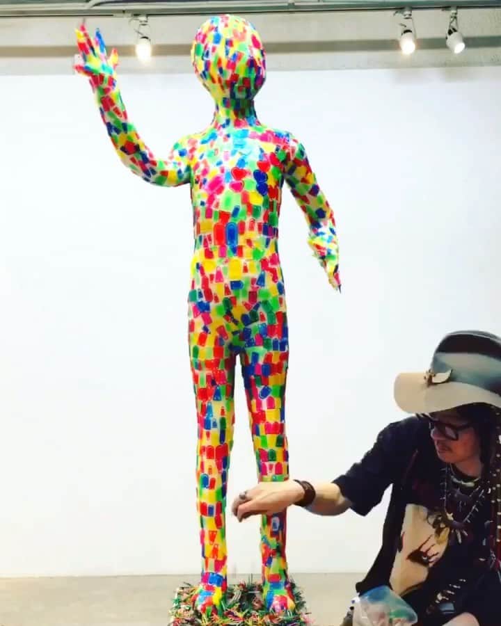 のインスタグラム：「接続 units  9-23 -10-16  東京都 中央区銀座 4ー3ー６ BASEMENT GINZA  4-3-6  Ginza cyuooku tokyo  新たな作品追加してあるので是非見に来て下さいね。 I add new work on gallery =(^.^)= ❤️💙💚💛🧡💜💙💚💛🧡💜💙💚💛❤️」