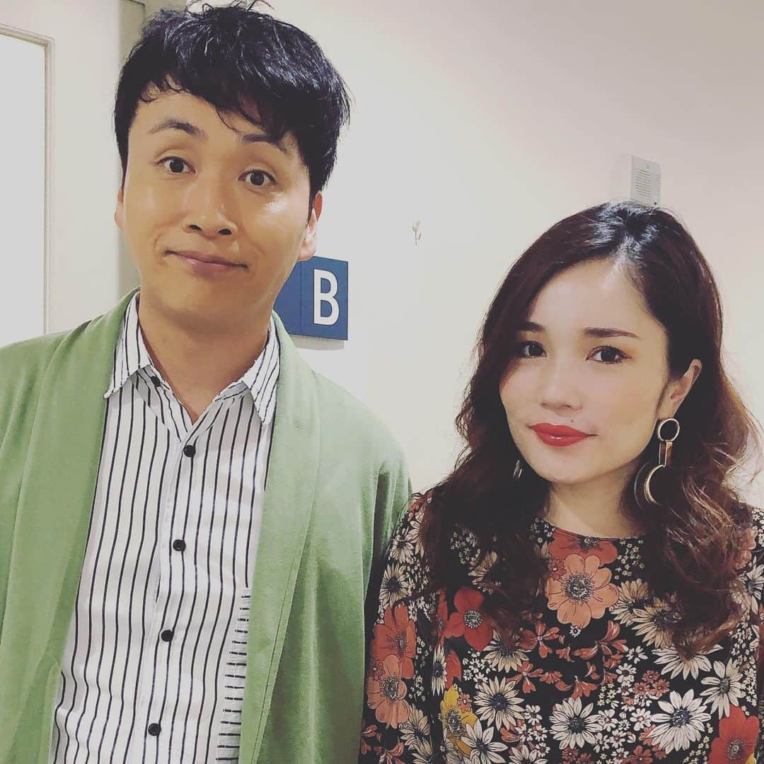 平野ノラさんのインスタグラム写真 - (平野ノラInstagram)「おはっP〜💕 今日もイケイケのノリノリ〜間も無く！ 生放送はじまるゾ🌈  #東海テレビ #スイッチ #今から #生放送 #観るっきゃないゾ #アンジャシュ児島 さん #児島だよ！ #平野ノラ #平野だよ！ #コジノラ #今日も一日バブって行こう #okバブリー」10月8日 9時18分 - noranoranora1988