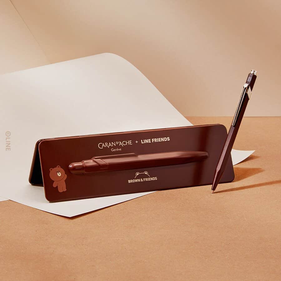 LINE FRIENDSさんのインスタグラム写真 - (LINE FRIENDSInstagram)「CARAN D'ACHE + LINE FRIENDS #BROWN Edition  The delicate construction of CARAN D’ACHE’ instruments have met with the warmth of BROWN to offer a stylish yet classical take on 849.  Find out more > Check product tag  #LINEFRIENDS #CARANDACHE #CARANDACHE849 #BROWNEDITION」10月8日 10時35分 - linefriends