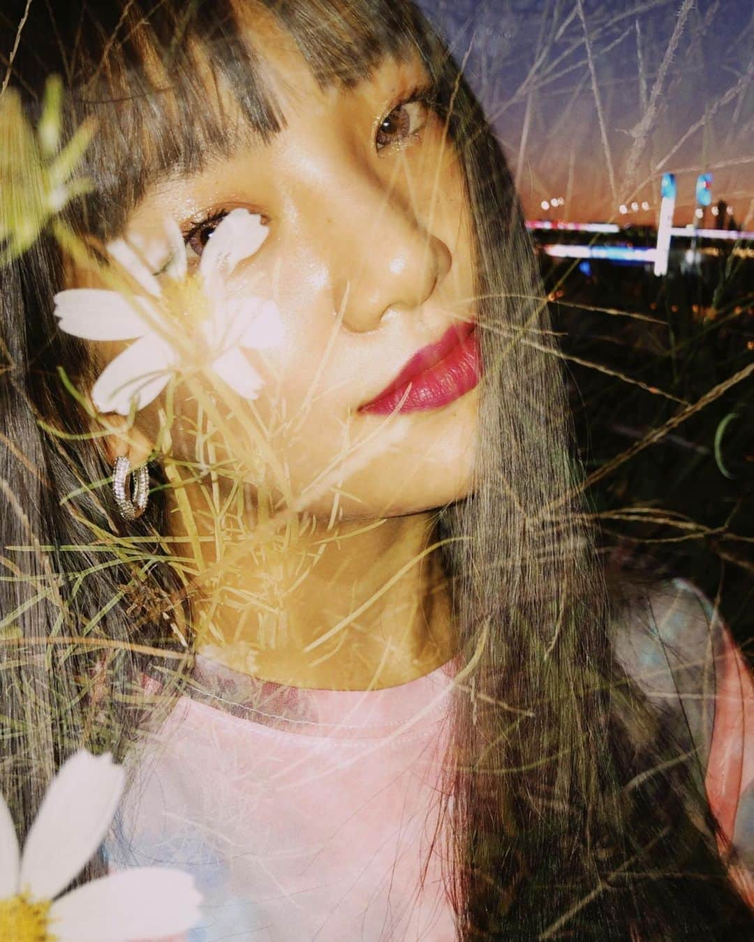 須田アンナさんのインスタグラム写真 - (須田アンナInstagram)「. "Pray, And Any Flower of Yours Will Come Out🌻"」10月8日 21時25分 - annastagram.official