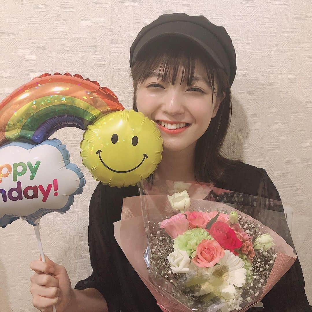 工藤美桜さんのインスタグラム写真 - (工藤美桜Instagram)「20歳になりましたー！🥰 たくさんのメッセージ本当にありがとうございます♡ 幸せすぎる…！！！ 20歳もみおペースで突っ走っていきますのでよろしくお願いします！ いつも応援ありがとうございます🌸 #20歳になったよ ⠀ #たくさんのありがとう ⠀ #20歳1日目朝から充実した ⠀ #撮影でした ⠀ #明日もがんばる ⠀ #うれしみお ⠀」10月8日 21時59分 - mmio_kudo