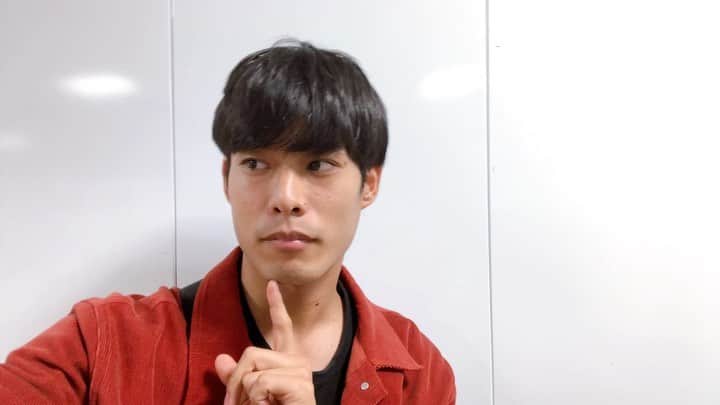岸田タツヤのインスタグラム：「10月8日 #トワの日 サプラ~イズ☺︎ #騎士竜戦隊リュウソウジャー  #リュウソウジャー #スーパー戦隊 #仮面ライダー #ヒーロー #ryusoulger  #supersentai  #kamenrider  #nitiasa #ryusoulblack  #バンバ #bamba #バンバ民」