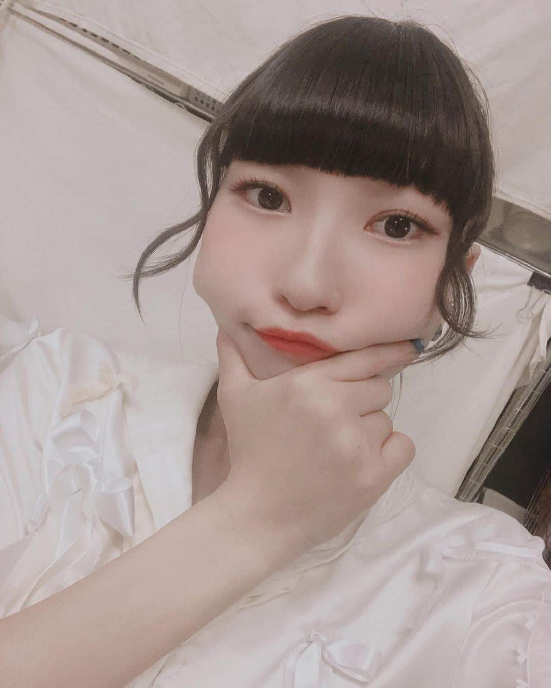 ピンキー！☆藤咲彩音さんのインスタグラム写真 - (ピンキー！☆藤咲彩音Instagram)「ここ最近の前髪と横毛と髪色の記録。 みんなはどんな前髪と横毛と髪色が好きなのかに？🦀 #でんぱ組 #dempagumi  #藤咲彩音 #ayanefujisaki  #ピンキー #pinky #横毛だいぶ伸びてきた #でんぱ組公式さんがこわいので #普通の投稿しておきます #詳しくはストーリーへ」10月8日 22時18分 - pinky_ayane