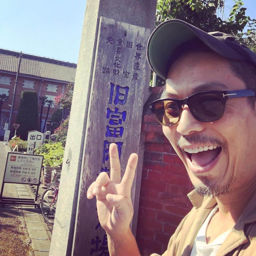 坂東工さんのインスタグラム写真 - (坂東工Instagram)「出張で #富岡製糸場 #富岡市 に行ってきました。さていろいろプロジェクトしていきます。(３枚目はちょっと危険)。市庁舎はなぜか #隈研吾 のデザイン」10月8日 22時12分 - takumimoriyabando