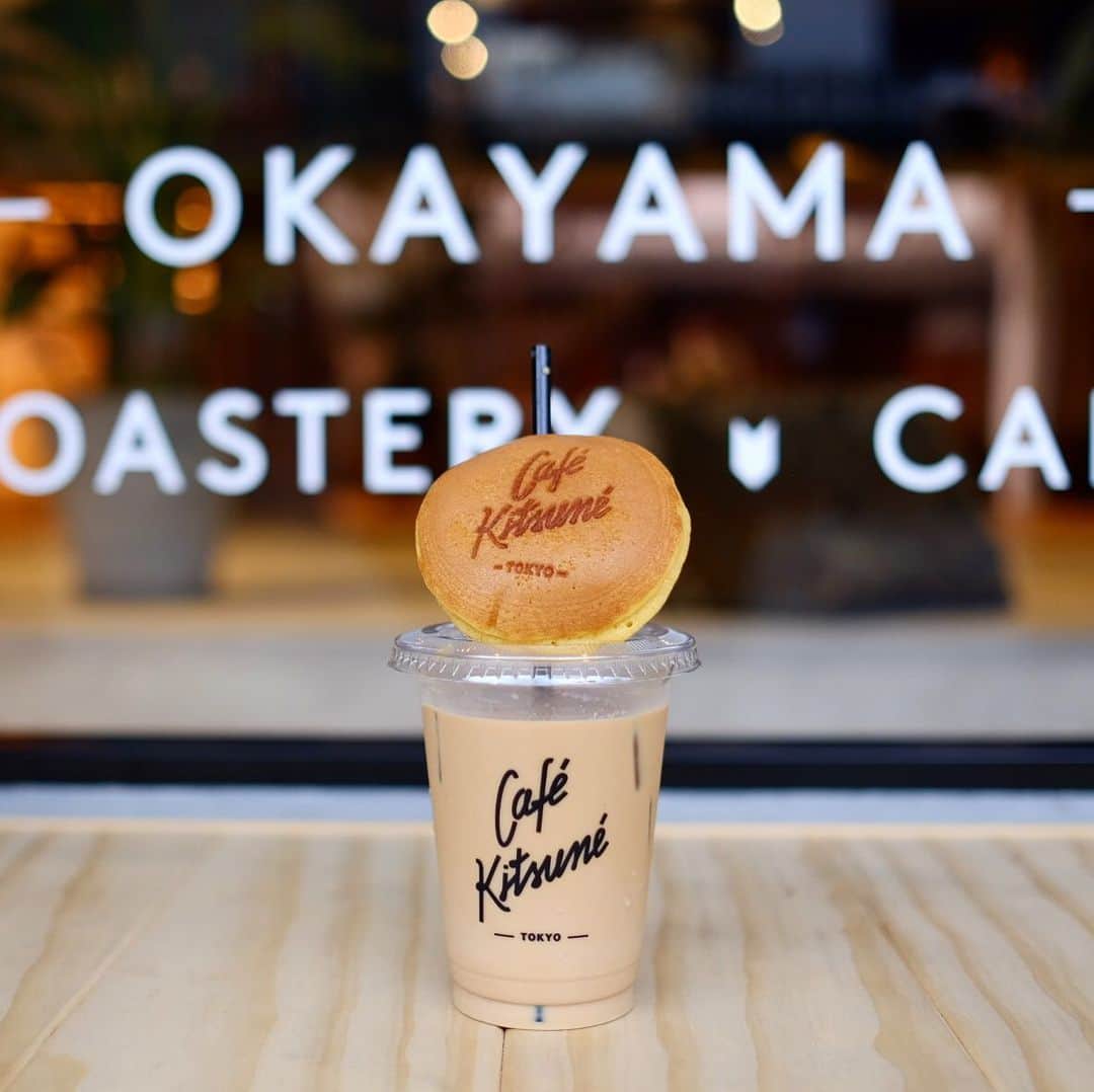 Keikooooooのインスタグラム：「@cafekitsune 🦊のクッキー売り切れてたから、どら焼きで笑。 美味しかった〜。二杯めいきそうになった笑。 . #cafekitsune #カフェキツネ #岡山カフェ」