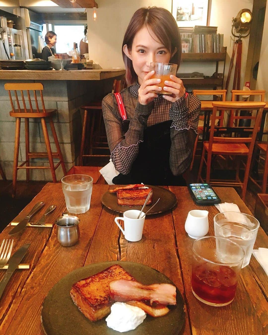 佐藤千亜妃のグルメインスタ