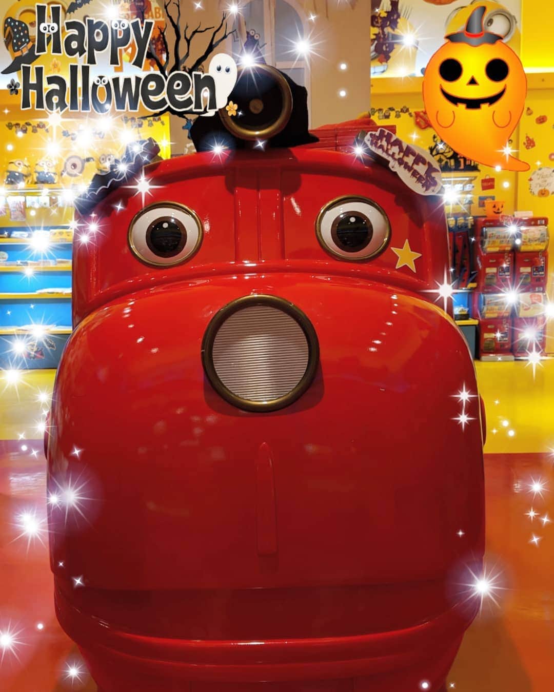 フジテレビ「チャギントン」さんのインスタグラム写真 - (フジテレビ「チャギントン」Instagram)「* Happy Halloween! フジテレビ １F チャギントン＆キャラクターショップもハロウィン仕様に大変身!  あそびに来てね🎃  #ハロウィン　#halloween #フジテレビ　#チャギントンアンドキャラクターショップ  #チャギントン」10月8日 17時06分 - chuggington.jp