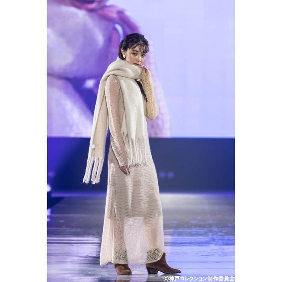 神戸コレクションさんのインスタグラム写真 - (神戸コレクションInstagram)「. . . 神戸コレクション 2019 AUTUMN/WINTER -ガールズフェスティバル- OFFICIAL PHOTO . ▽STAGE▽ CanCam(@cancam_official) . ▽MODEL▽ #まい #宮本茉由 #ほのか #小室安未 #トラウデン直美 #石川恋 . #kobecollection #神戸コレクション #kobecollection_official #神戸コレクション公式 #神コレ #2019aw #神戸コレクション2019aw #ガールズフェスティバル #fashionshow #fashion #model #brand #styling  #CanCam」10月8日 17時26分 - kobe_collection