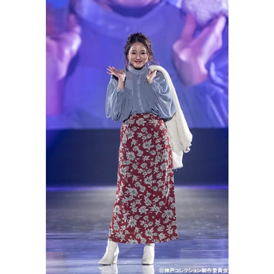 神戸コレクションのインスタグラム：「. . . 神戸コレクション 2019 AUTUMN/WINTER -ガールズフェスティバル- OFFICIAL PHOTO . ▽STAGE▽ CanCam(@cancam_official) . ▽MODEL▽ #まい #宮本茉由 #ほのか #小室安未 #トラウデン直美 #石川恋 . #kobecollection #神戸コレクション #kobecollection_official #神戸コレクション公式 #神コレ #2019aw #神戸コレクション2019aw #ガールズフェスティバル #fashionshow #fashion #model #brand #styling  #CanCam」