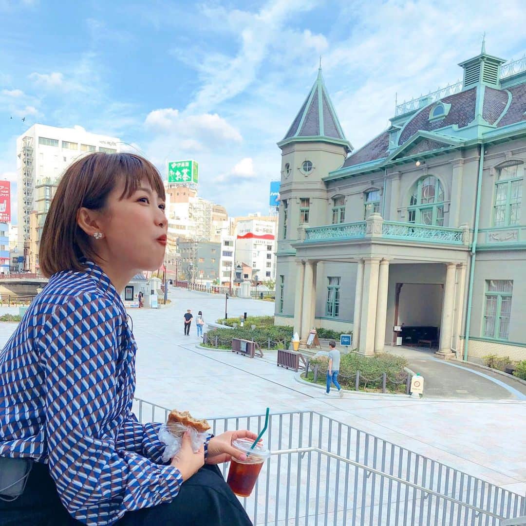 のインスタグラム：「. . そうですね… グルメロケとグルメロケの合間に、パンをはさむ。そういう心のゆとり、いや…胃のゆとりを大切にしてますよね。 ここがわたしのアナザースカイ、パンストック。」