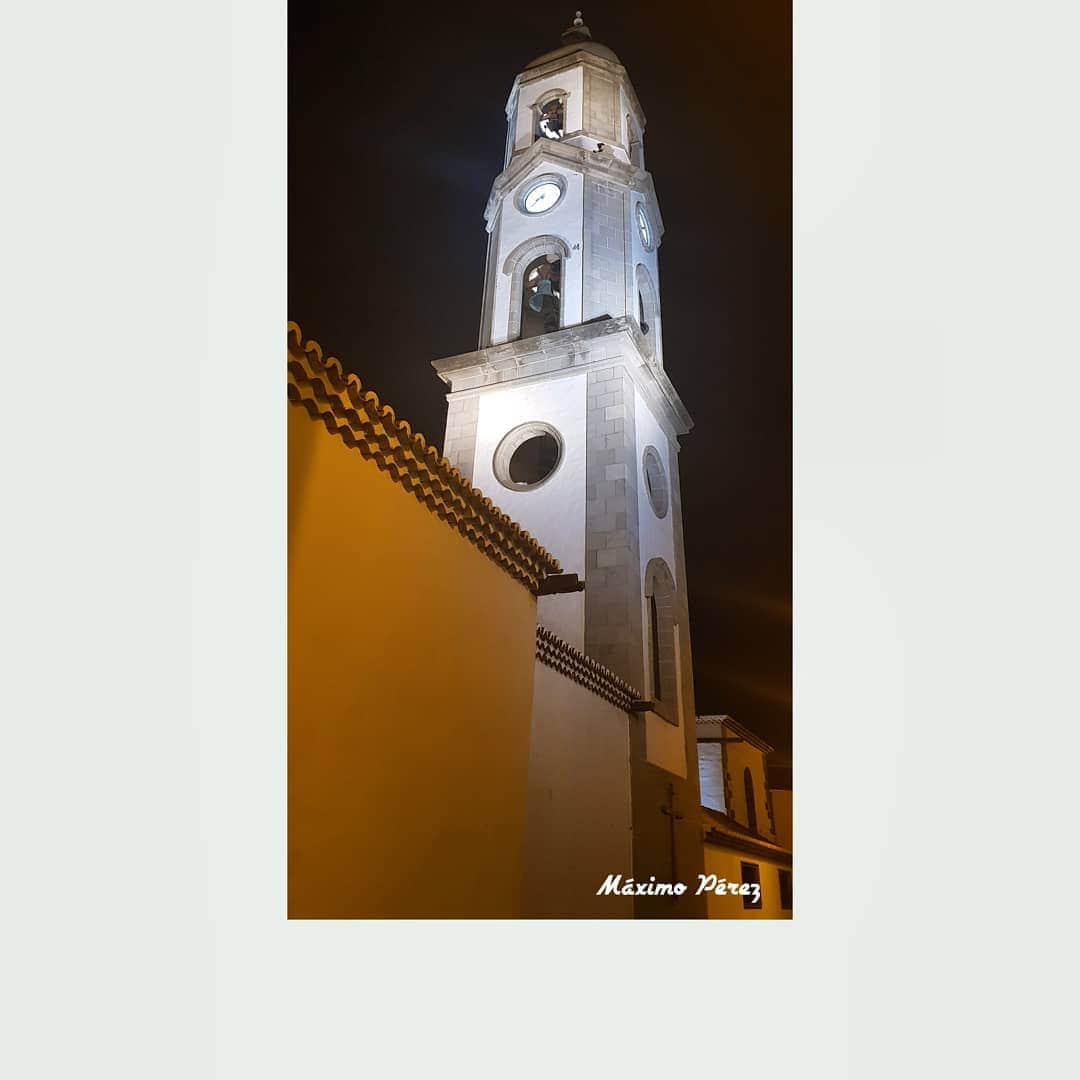 マキシム・ザボジンさんのインスタグラム写真 - (マキシム・ザボジンInstagram)「Torre de la Iglesia de La Concepción- Los Realejos - Tenerife - Islas Canarias」10月8日 17時47分 - maxipedor
