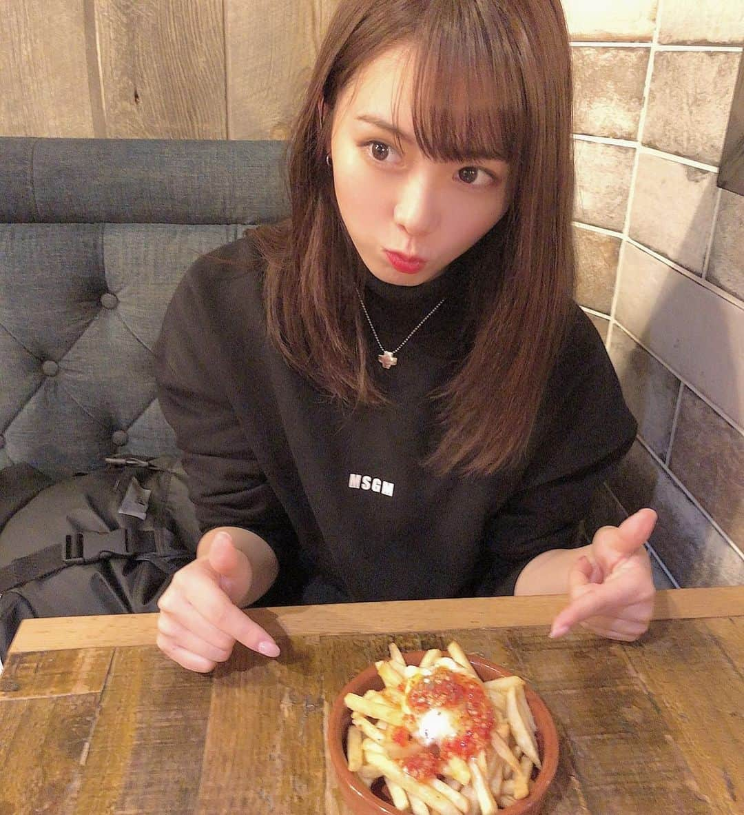 西村歩乃果さんのインスタグラム写真 - (西村歩乃果Instagram)「ここのポテト目当てで来るくらい 好きなお店  #cafe #渋谷 #edw」10月8日 18時22分 - honoka.n28