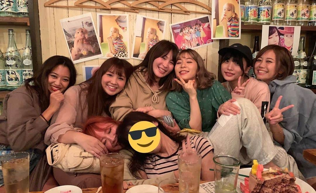 岩村捺未さんのインスタグラム写真 - (岩村捺未Instagram)「. 一昨日はみおちゃん バースデー🎂だよ💚💙 みおままもバブビのみなさんも ぱすぽも揃ってみんなで 祝ったー✨🌻 愛されてるねえ👶💖 まっすぐでかわいいみおおめでとー👶❤️❤️. . #みおめでとー #ますいみお #みおみお #みおみおめでとー #PASSPO #親友たち🌻」10月8日 18時53分 - iwamuranachu