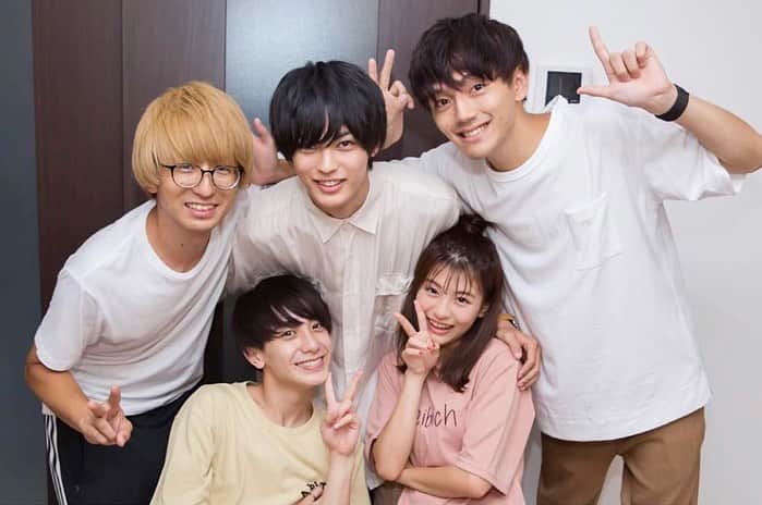 小西詠斗のインスタグラム：「昨日完結してしまいました✔︎ 主人公、最後まで見ていただき本当にありがとうございました！  人間って素敵だ！ #主人公 #indiez」